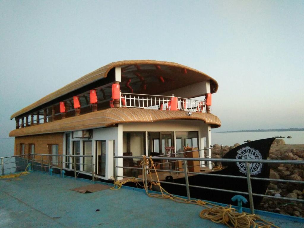 Marari Peace Homestay Марарикулам Екстериор снимка
