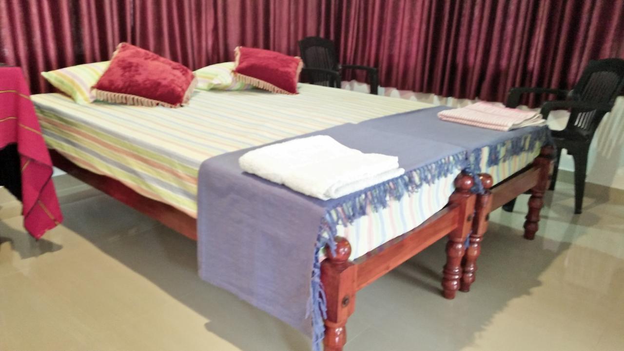 Marari Peace Homestay Марарикулам Екстериор снимка