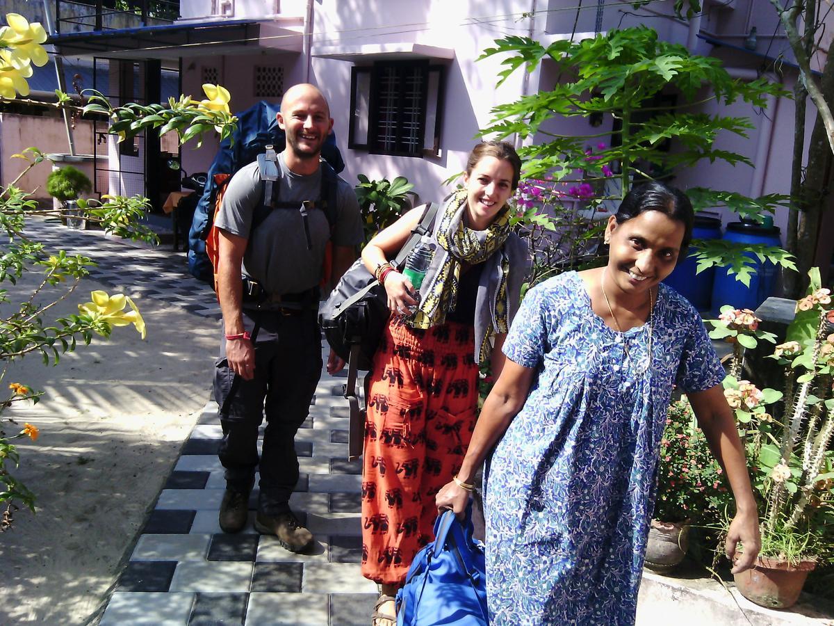 Marari Peace Homestay Марарикулам Екстериор снимка