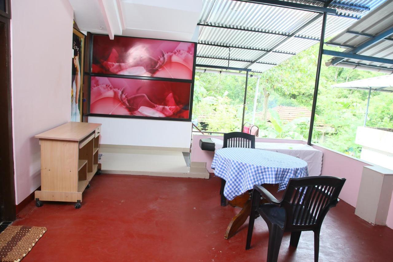 Marari Peace Homestay Марарикулам Екстериор снимка